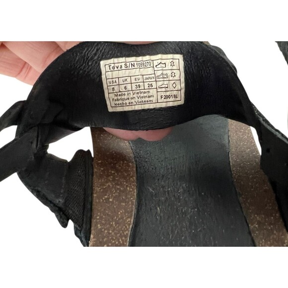 Teva Ysidro Sandals Womens Black Leather Strappy Thong Comfort Low Wedge  Size 8 - Picture 10 of 11